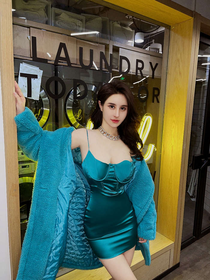 旧金山外围女大学生